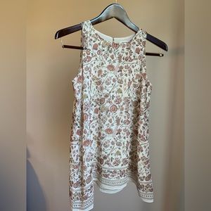 Max Studio NWT Sleeveless Floral Tunic (size XS)